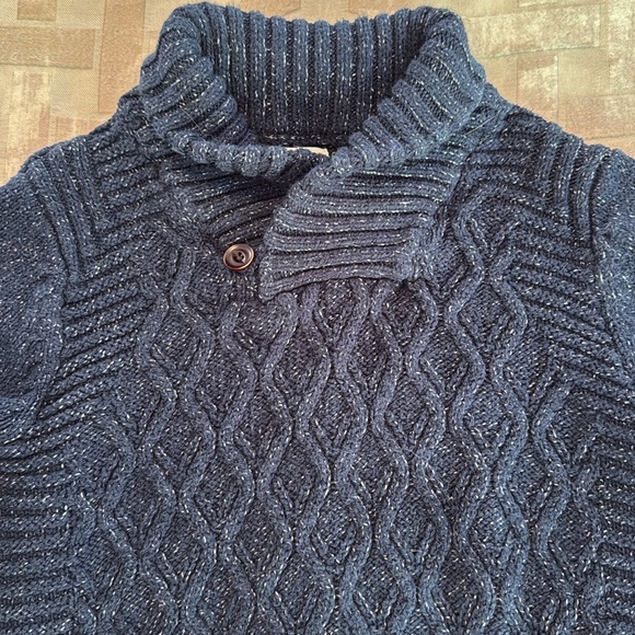 Boys Sweater 4T - Picture 4 of 4